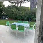 De La Dame Bed & Breakfast
