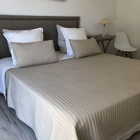 De La Dame 圣特罗佩